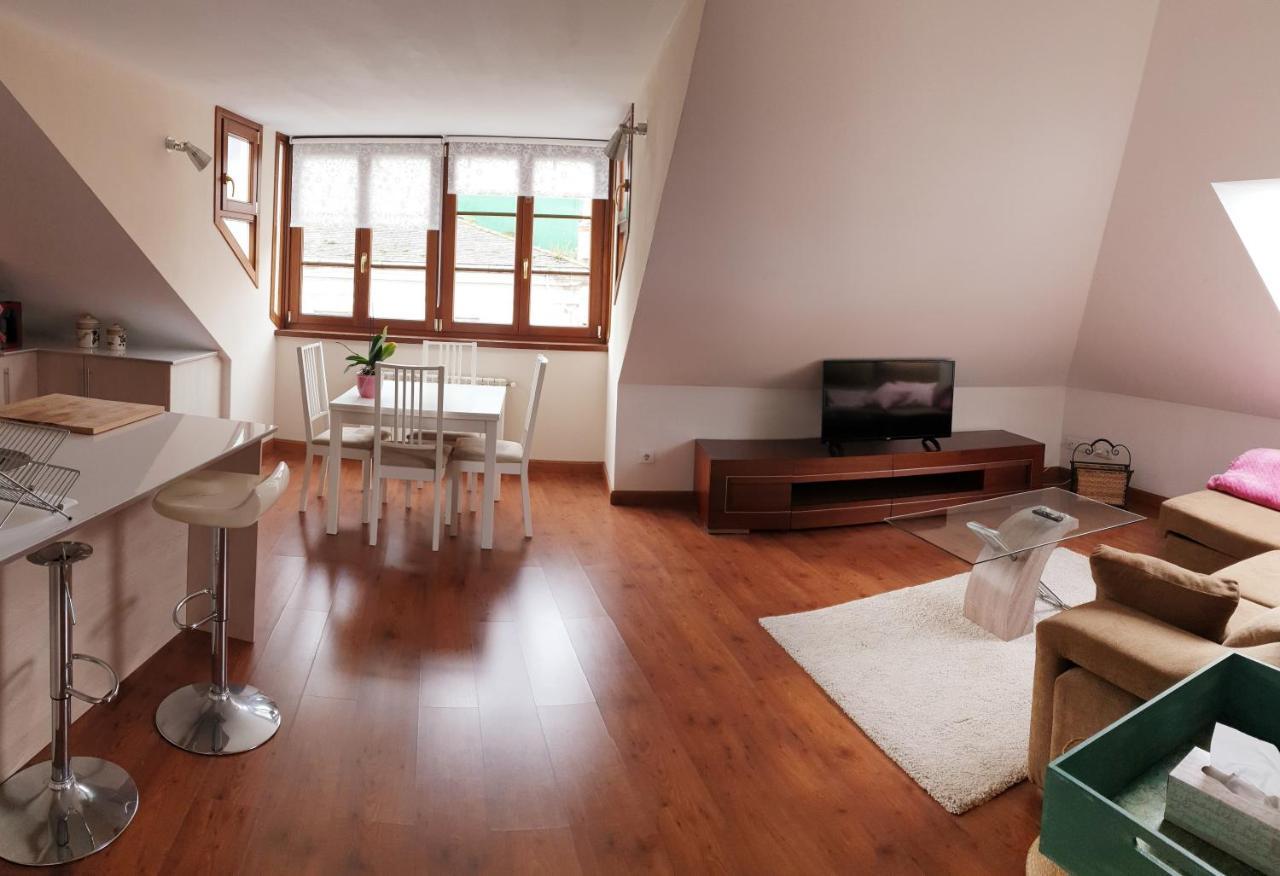 Ferienwohnung Atico Cine Colon Ribadeo Exterior foto