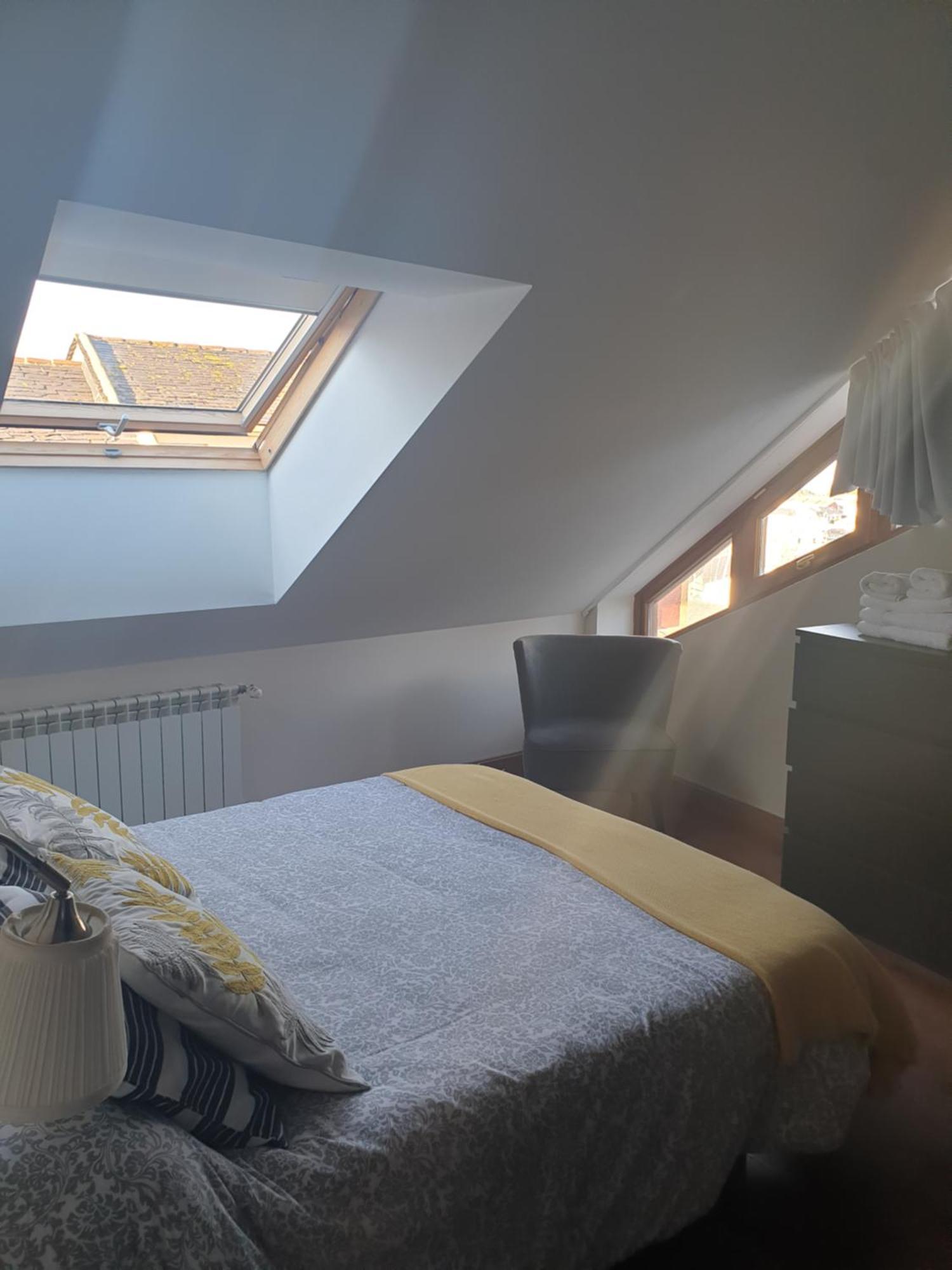 Ferienwohnung Atico Cine Colon Ribadeo Zimmer foto